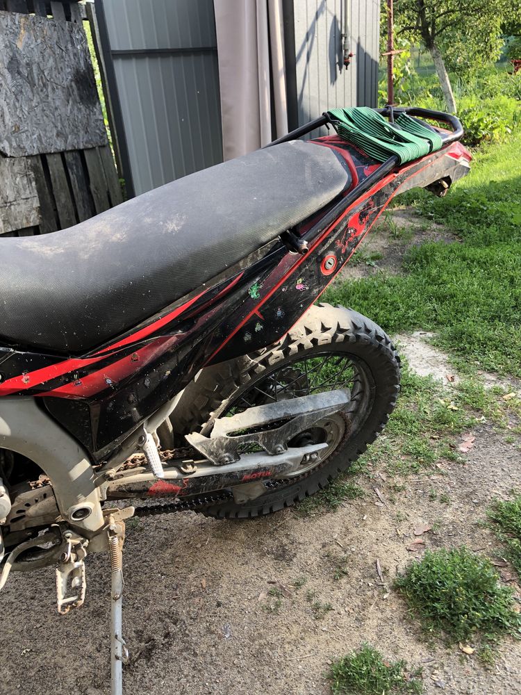 Продам або обміняю Loncin300