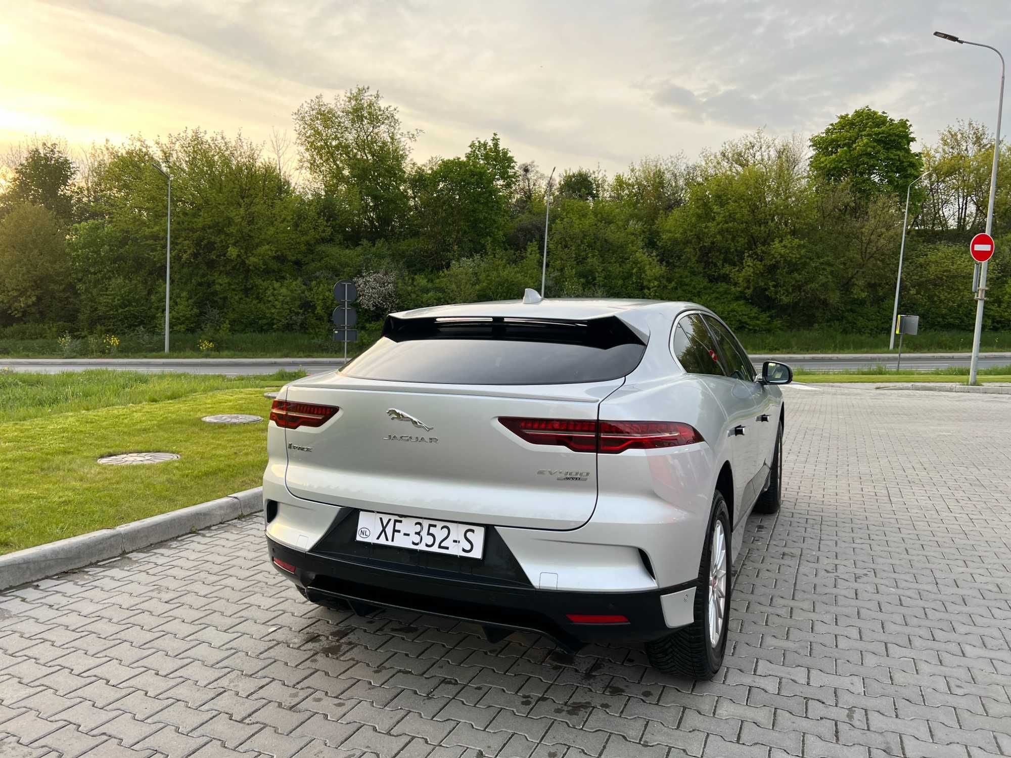 Jaguar i pace авто свіжопригнане  з Нідерландів