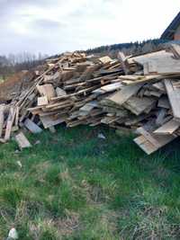 Drewno budowlane używane