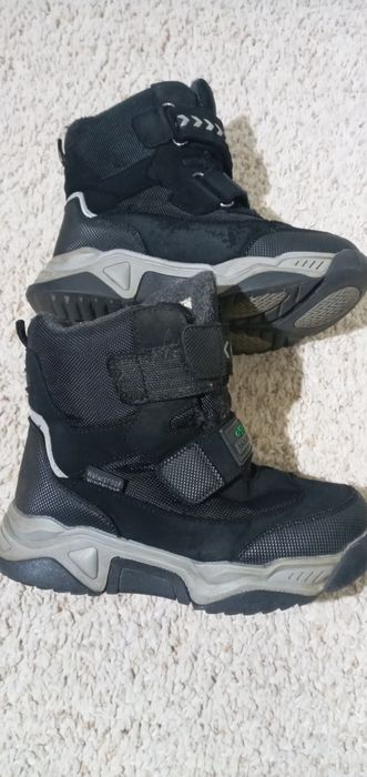 Черевики зимові на хлопця.