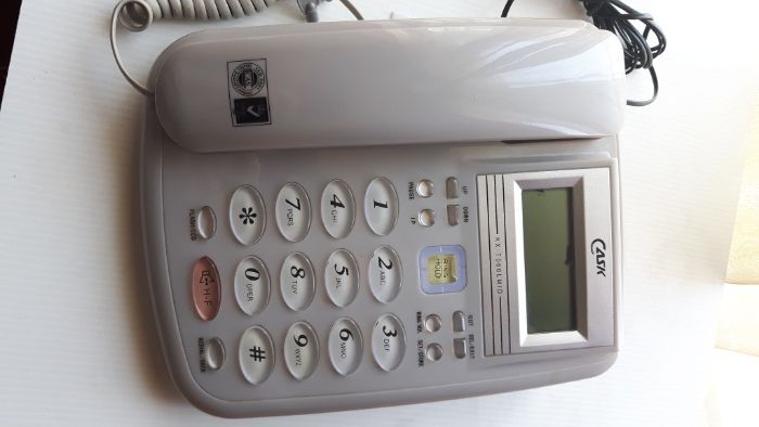 Telefones fixos (vários modelos)