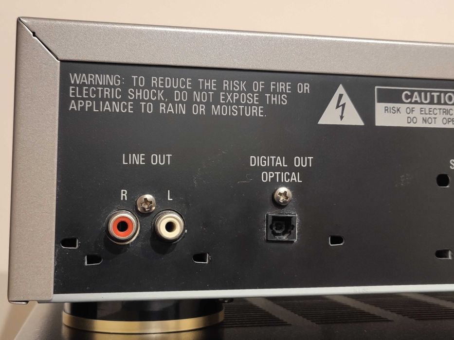 Odtwarzacz CD Denon DCD-635 z pilotem (nowy laser Sony)