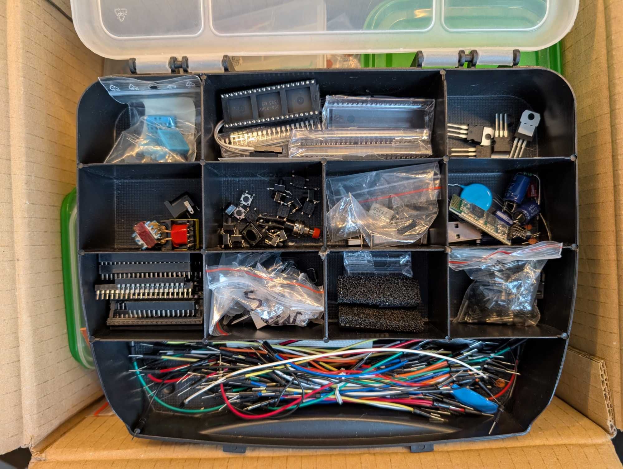 Zestaw do nauki elektroniki: Arduino UNO, Ethernet Shield, WiFi itd..