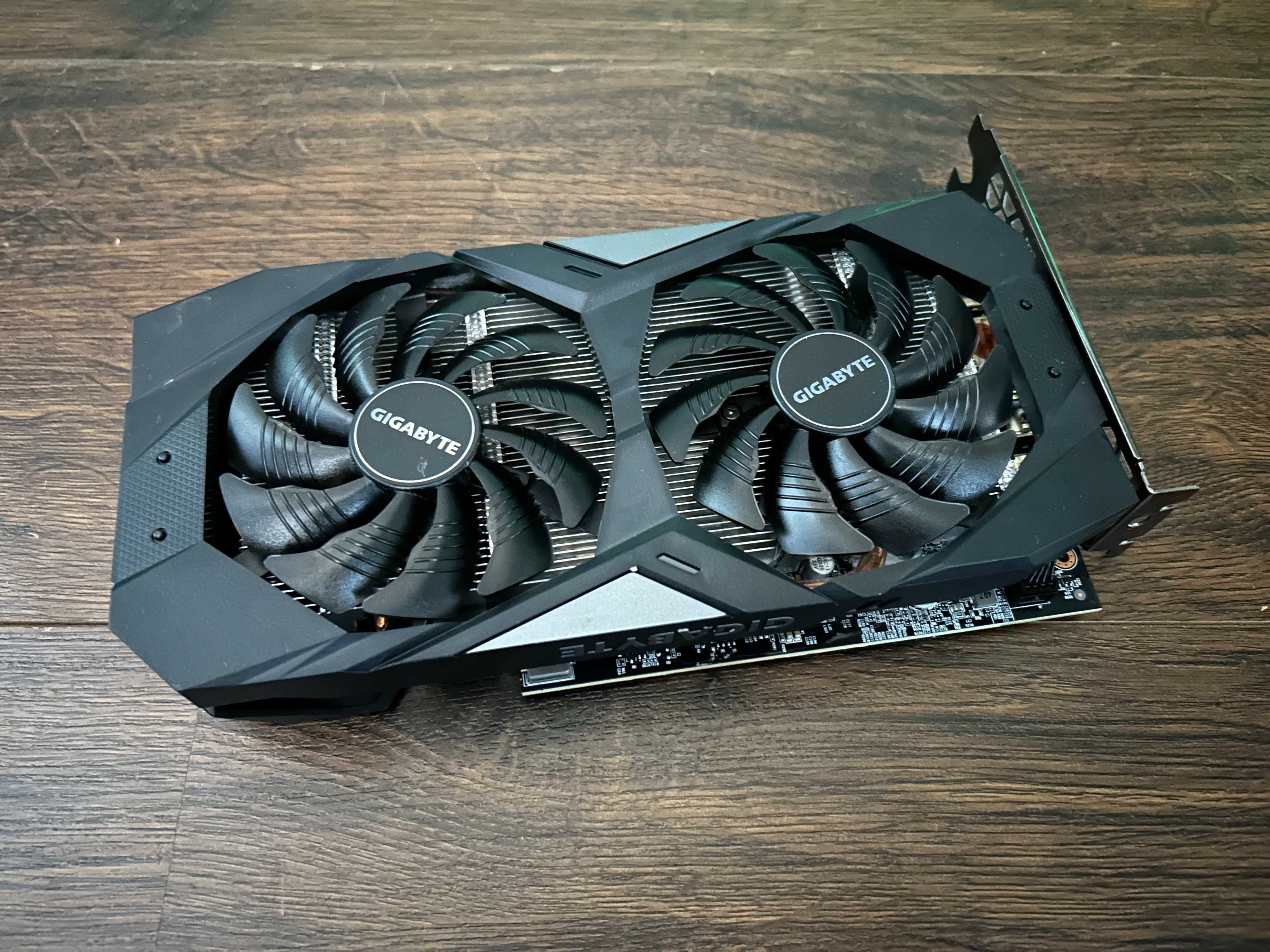 ХИТ! Видеокарта NVIDIA RTX 2060 12GB GDDR6 GIGABYTE Гарантия!