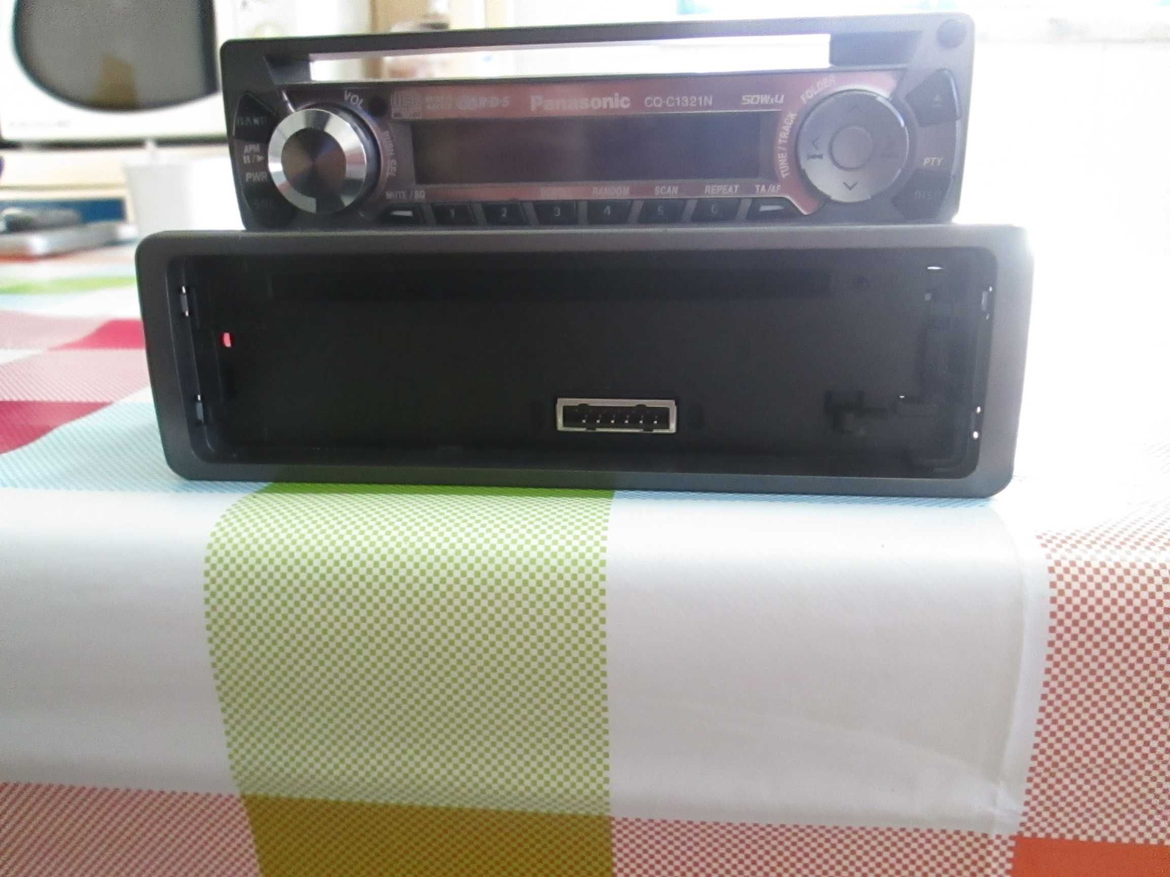 Auto rádio Panasonic!