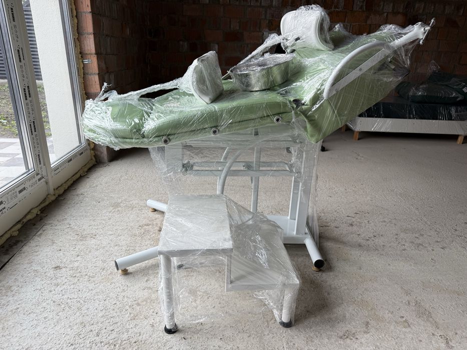 Крісло гінекологічне КС-3РГ (гідравлічне регулювання висоти)