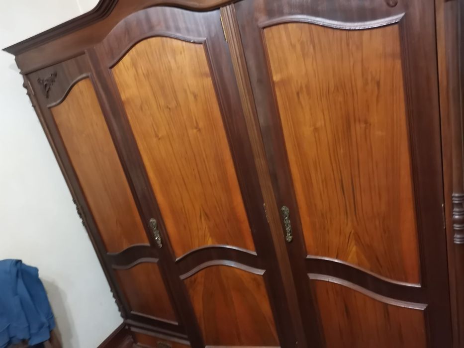 Guarda fatos 3 portas