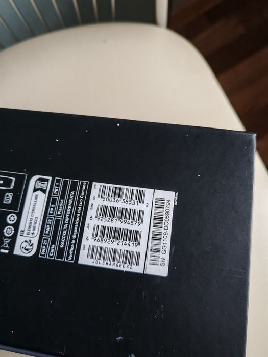 Колонка JBL Charge Essential 2