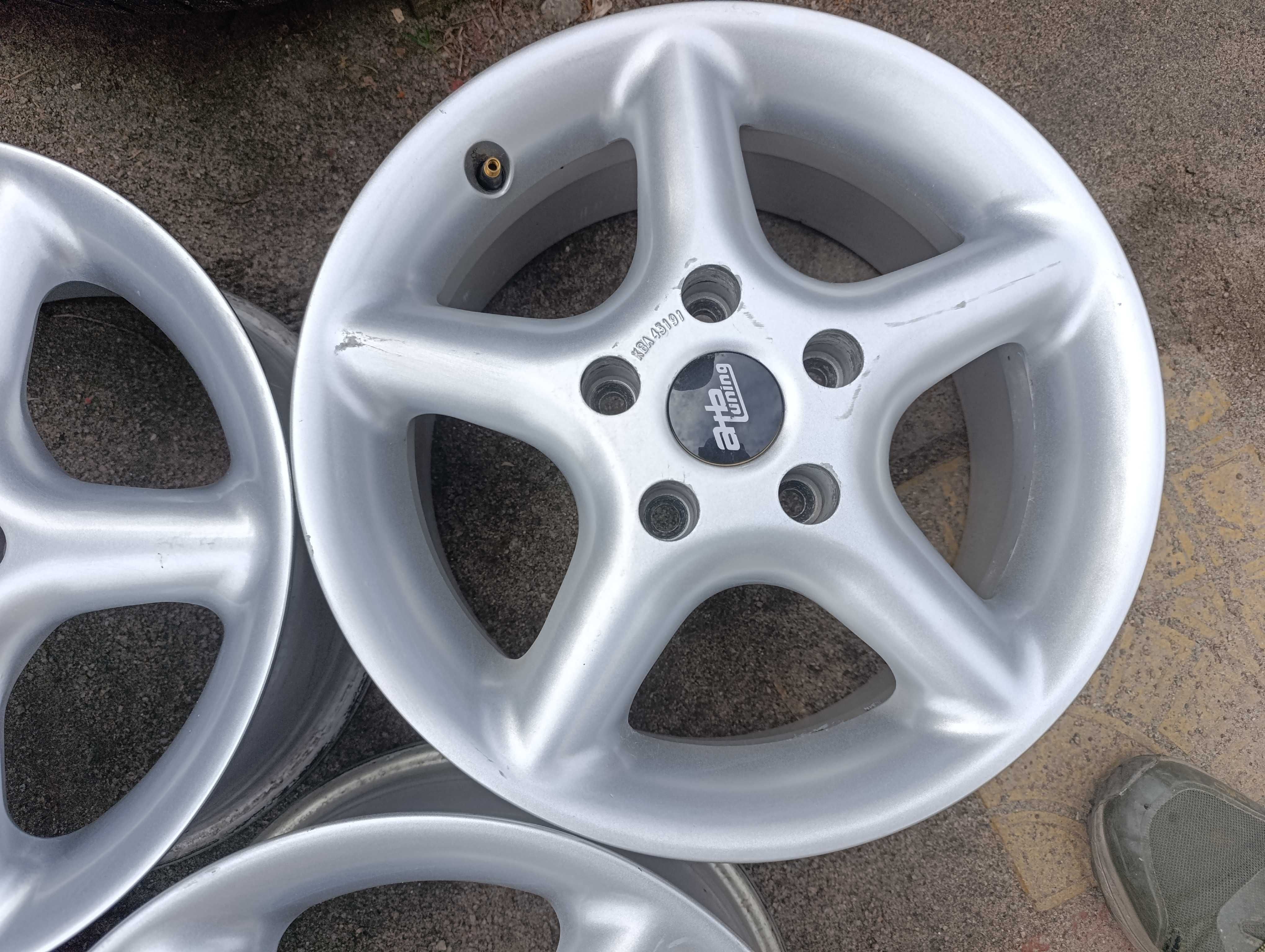 Диски литі r15 5*114.3 Toyota Corolla Camry Auris Renault Honda Mazda