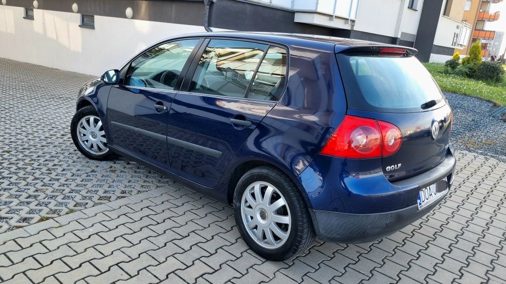 Wolkswagen Golf V 1.9 TDI Bez DPF Klimatronik