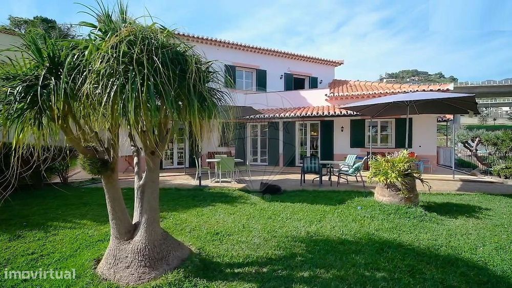 Moradia T4 para venda