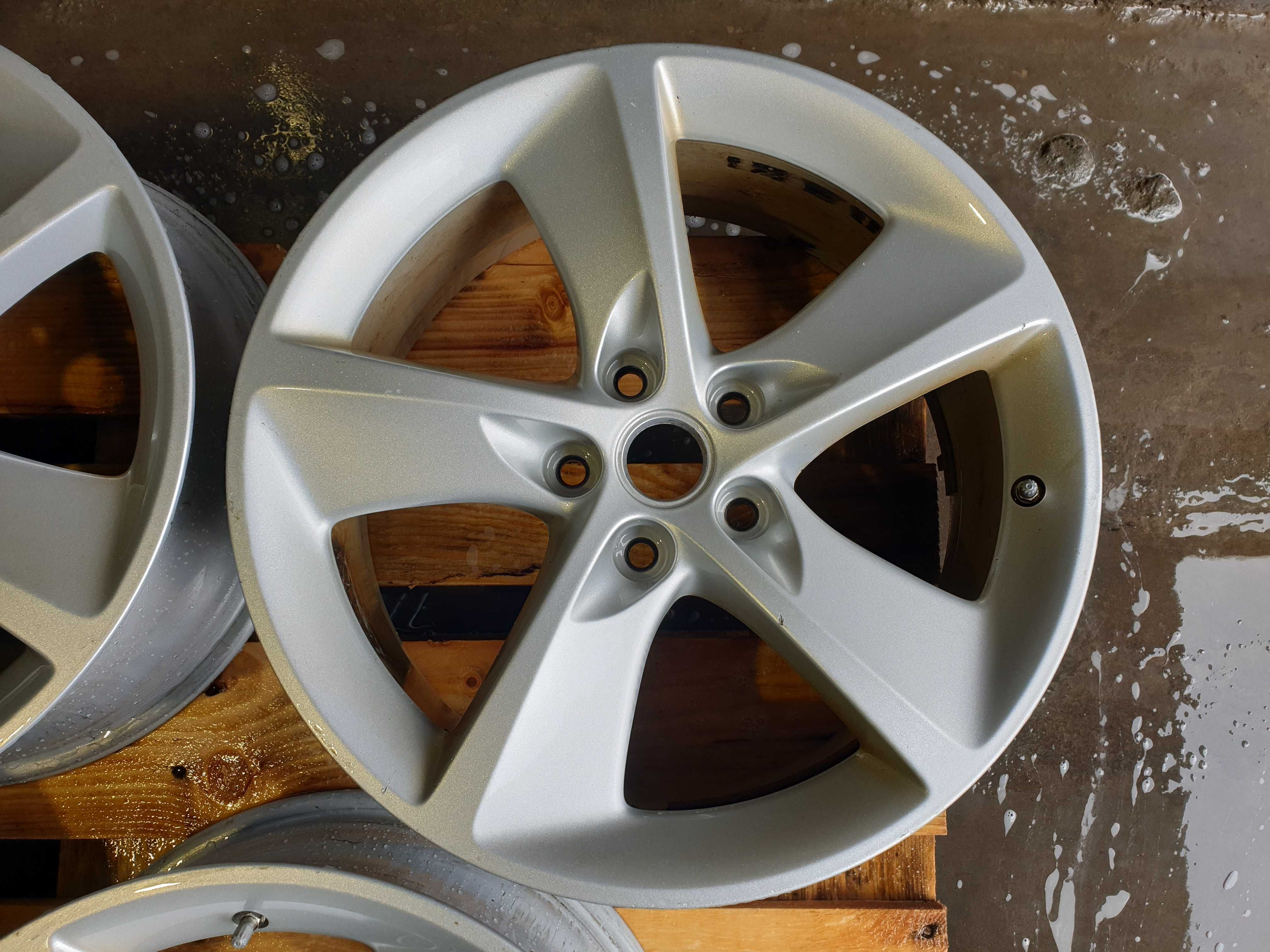 Oryginalne felgi 18" Opel GM Astra J Zafira TPMS