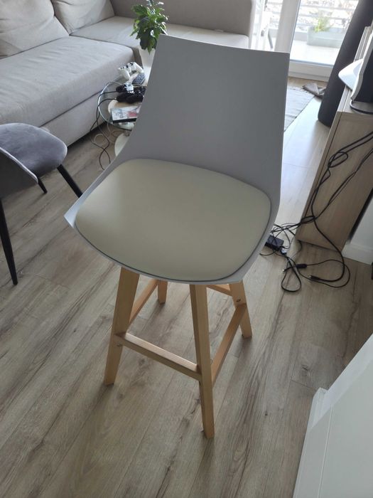 hokery - 2 szt. / wysokie stołki / stołki barowe