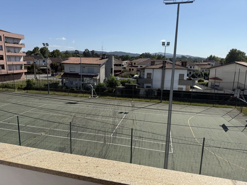 Arrendamento de T3 - Vila de Prado