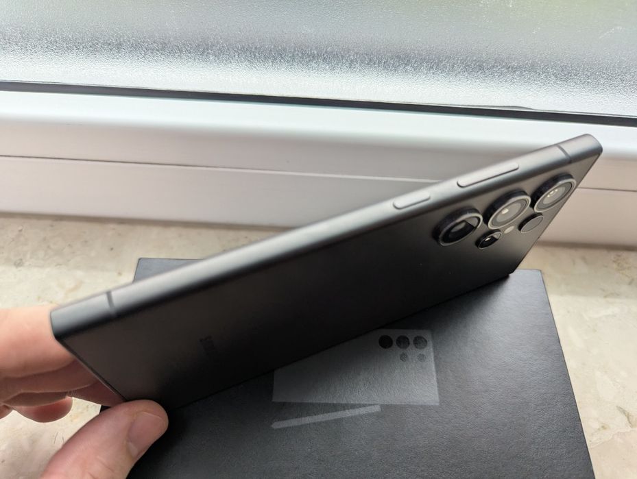 Samsung S24 Ultra 256gb Titanium Black