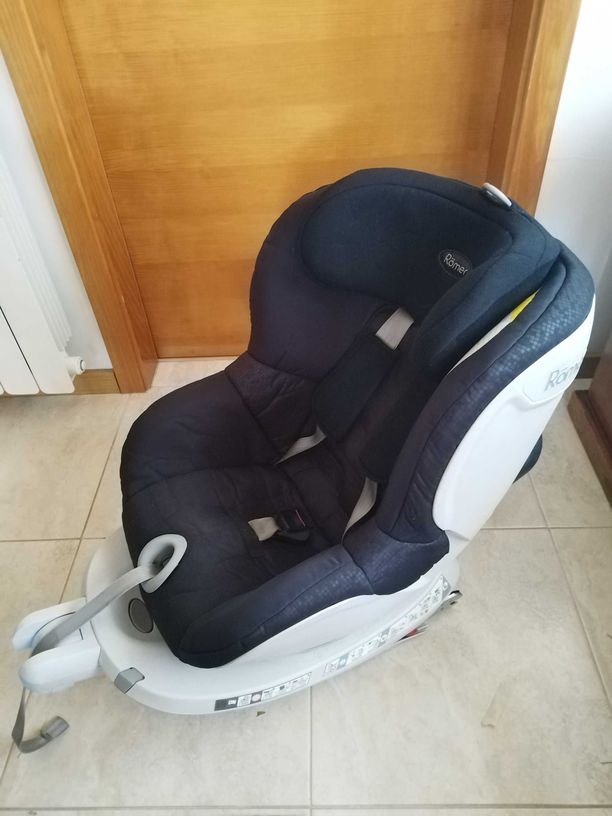 Cadeira auto bebê romer giratória 0 - 18kg