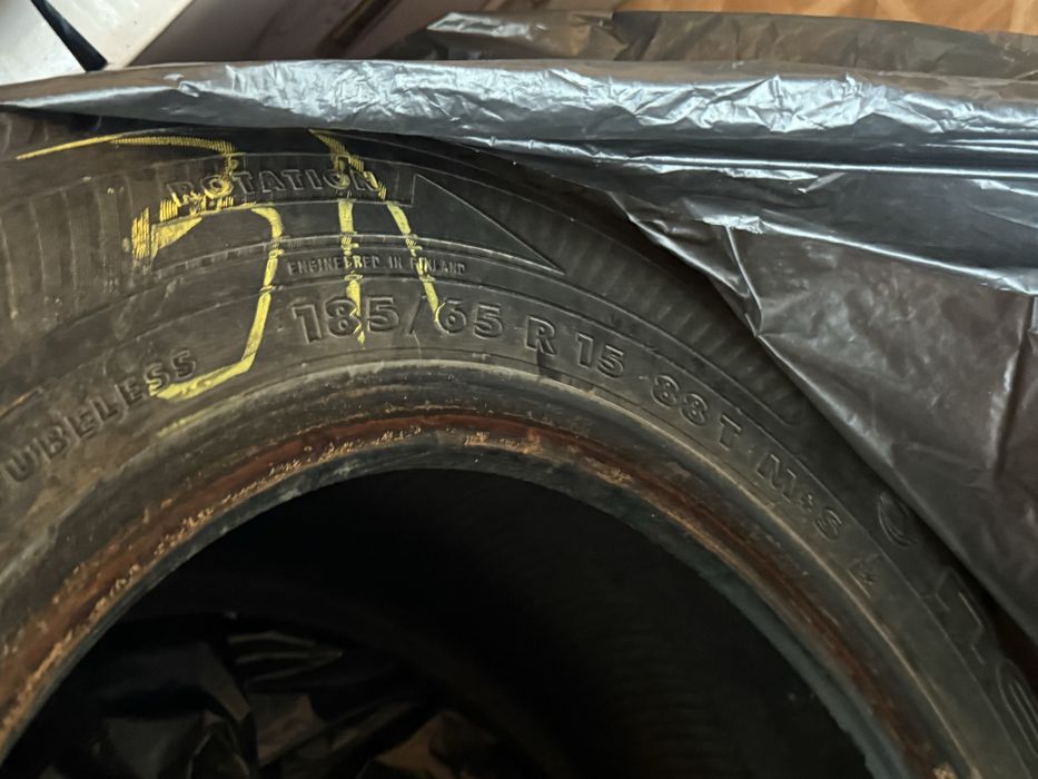Шина  Nokian 65/185 r15