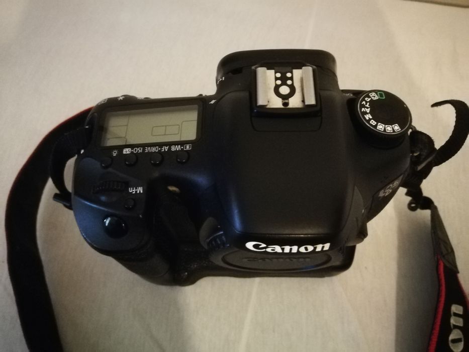 Corpo Canon 7D+Grip