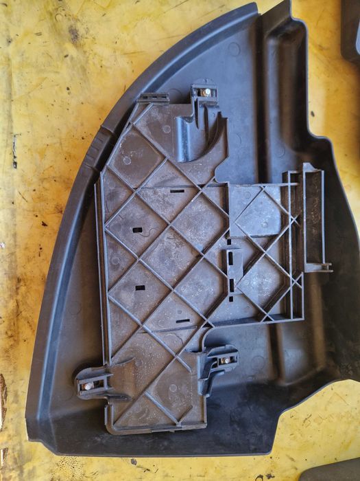 Osłona Akumulatora Audi TT8N 8N0.103.927.B