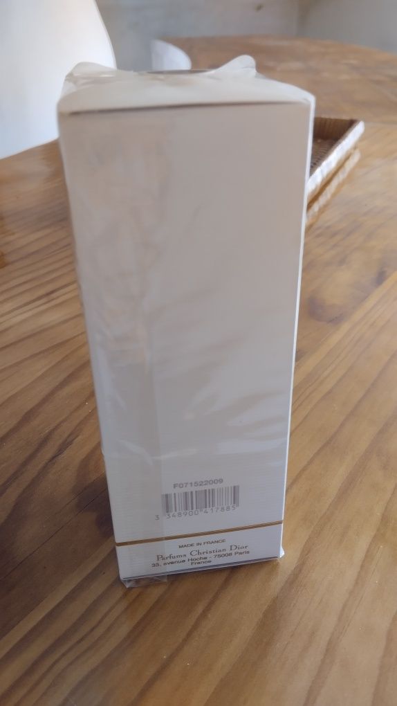 Perfume J'ADORE (original e selado)