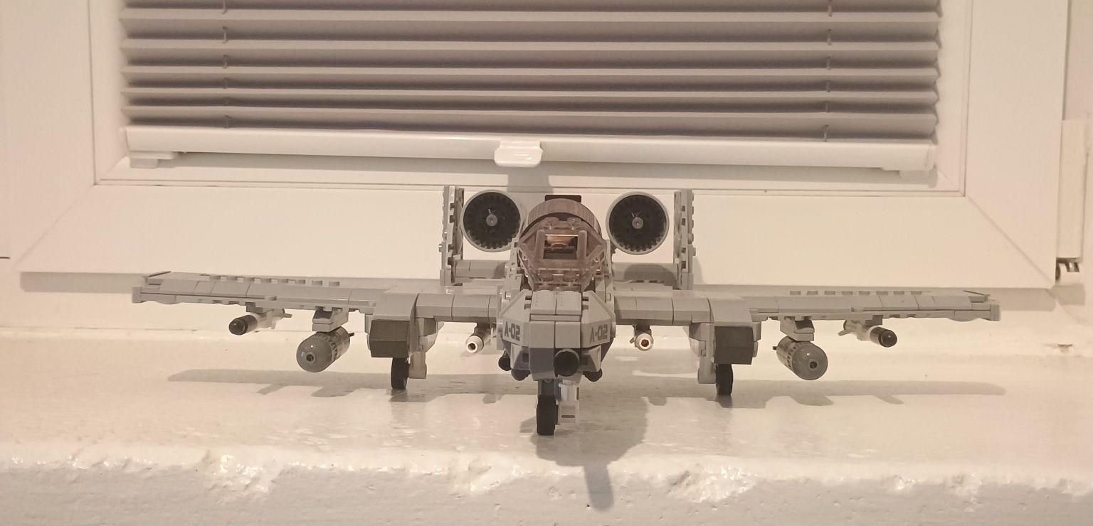 Lego klocki samolot szturmowy US A-10 warthog