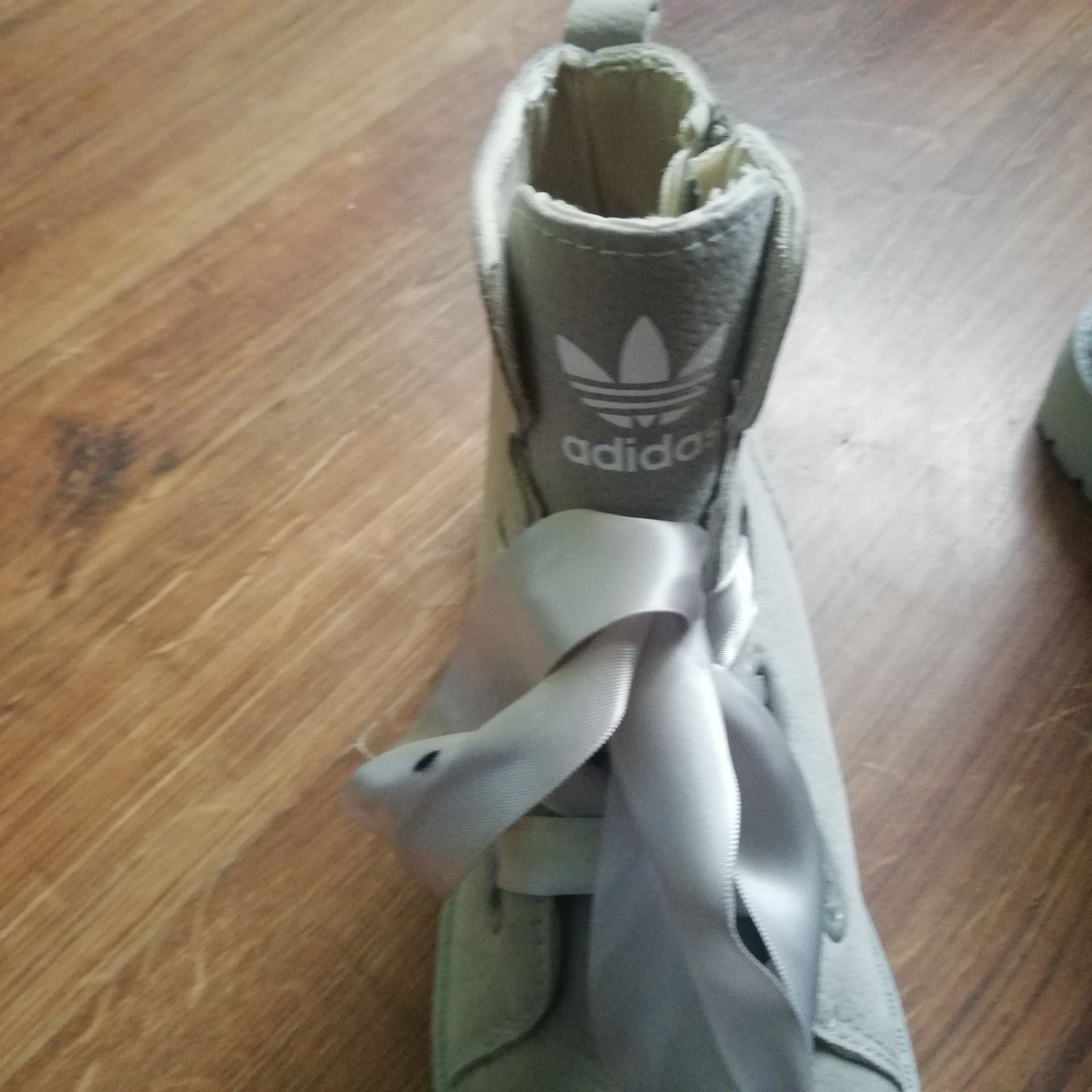 Trapery adidas damskie
