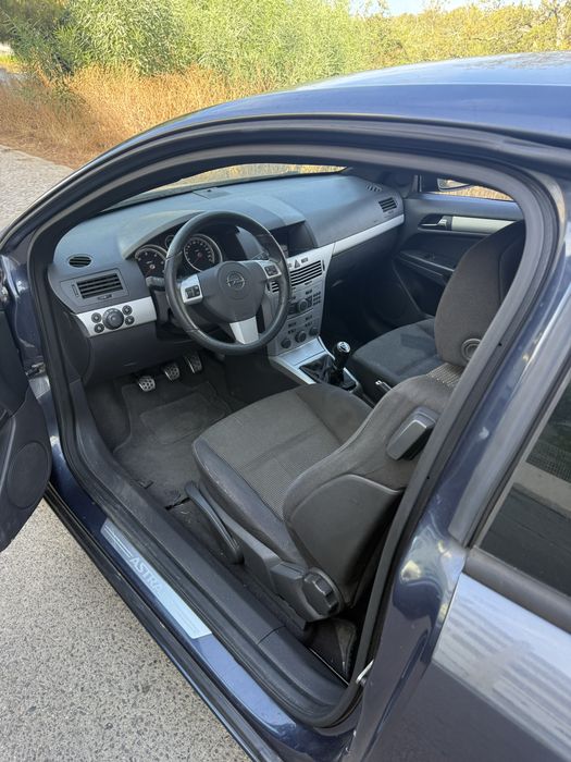 Opel Astra 1.7 GTC 100cv