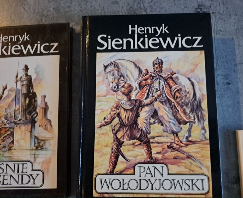 Sprzedam lektury Henryk Sienkiewicz.Krzyzacy.Potop.Zemsta.Nowele.Pan W