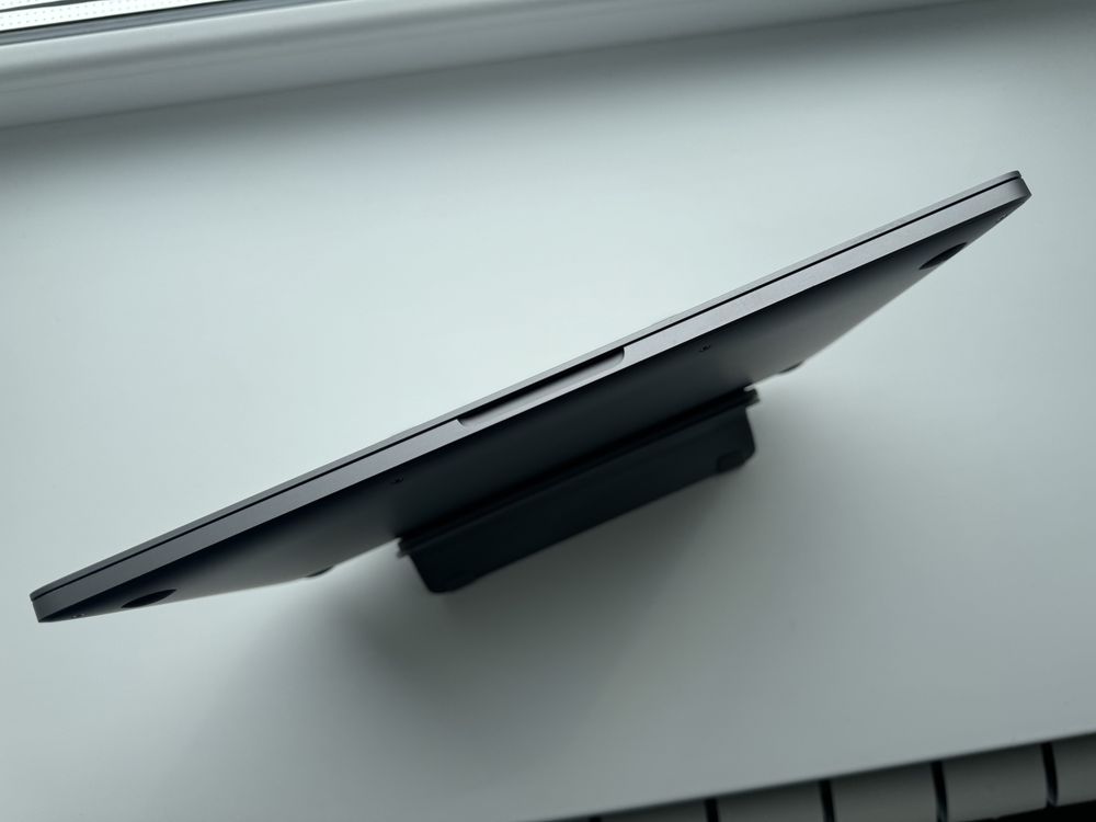 Apple MacBook Pro 2019/i5/1.4ghz/8gb/256gb Touch bar
