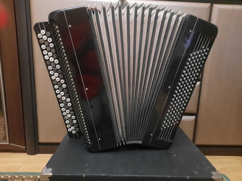 Баян тульский майстровий