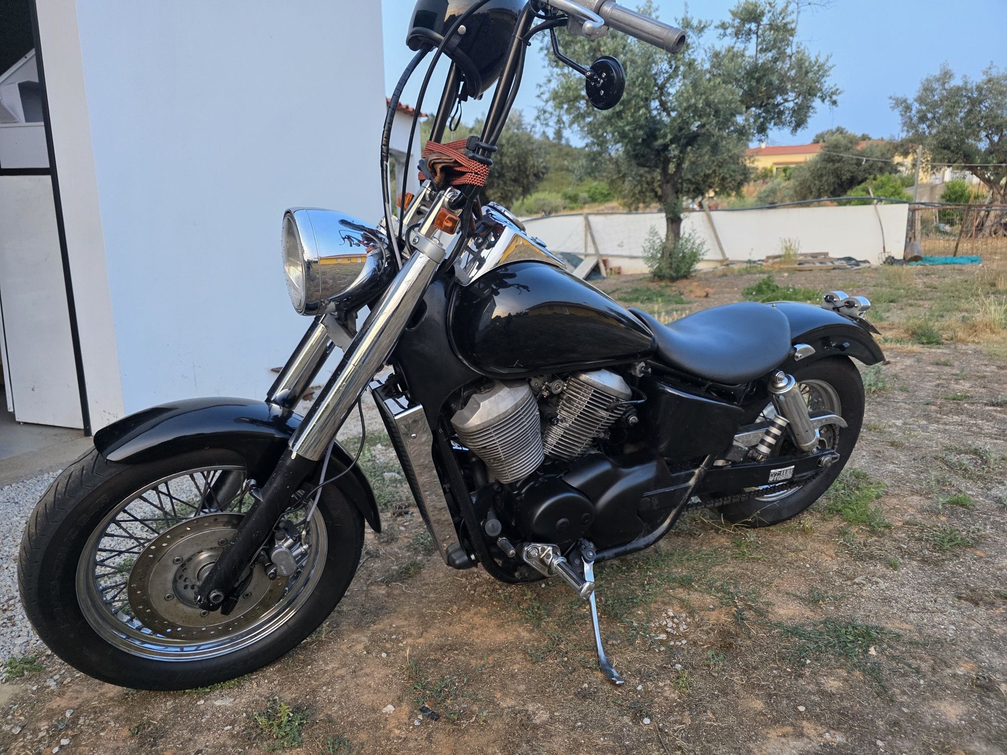 Honda shadow  750