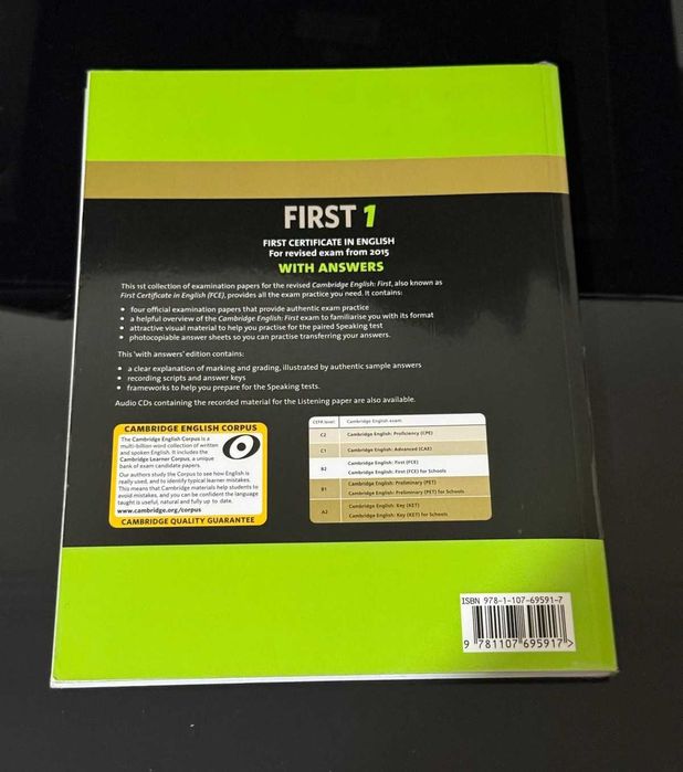 Livro “Cambridge English First 1 – With Answers”