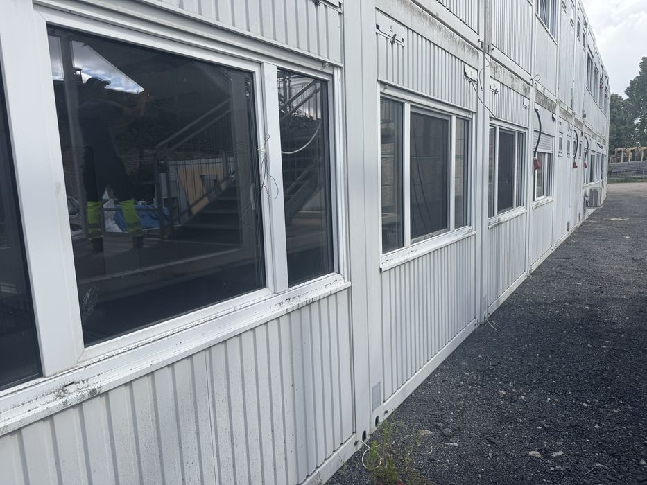 Zestaw komtenerow biurowo mieszkalne 6mx7,5m