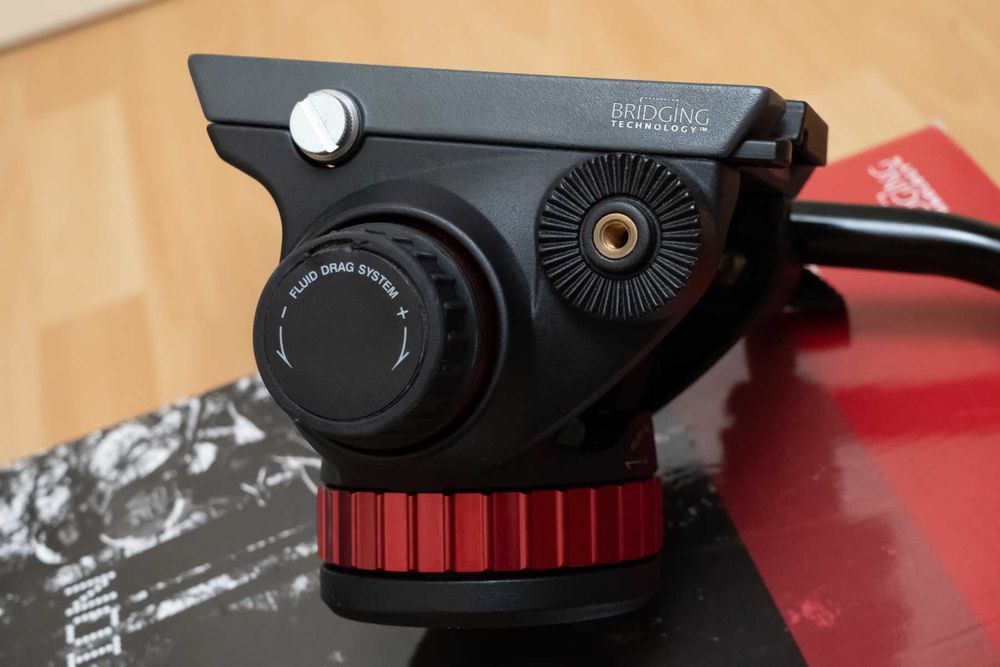 Głowica Manfrotto MVH502AH z płaską bazą