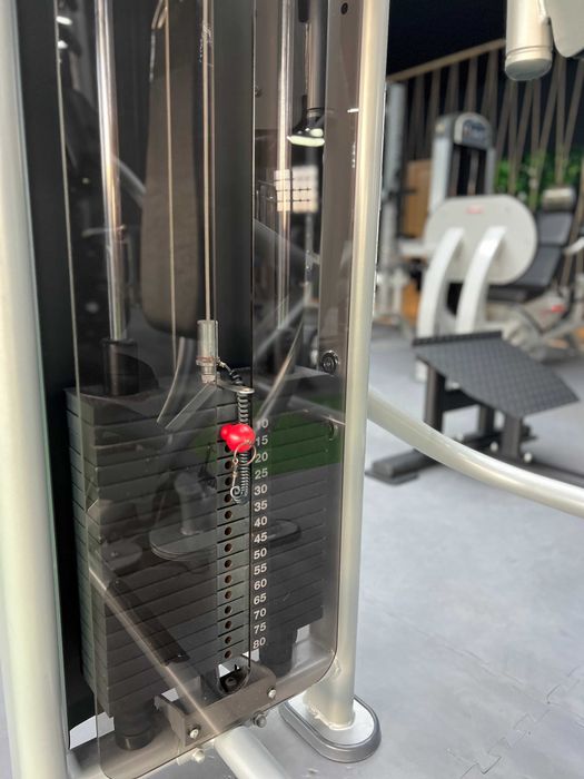 Máquina Pec Fly Panatta