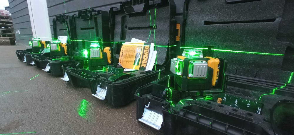 Laser DEWALT 360 DCE089 trzy wiązkowy Zielony 30M Poziomica Laserowa