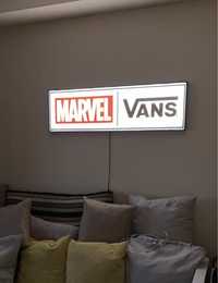 Moldura luminosa marvel vans