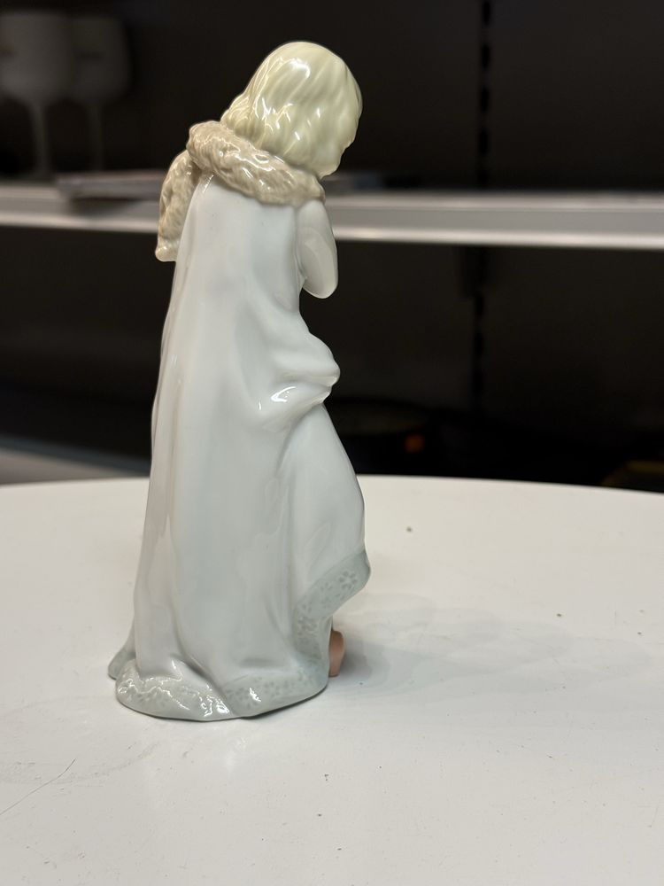 Figurka porcelanowa dziewczynka dama kobieta dekoracja hiszpańska 938