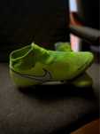 Buty korki piłkarskie ze skarpetą nike phantom neonowe! Rozmiar 41!