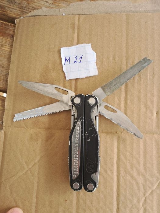 Мультитул Leatherman Charge під реставрацію