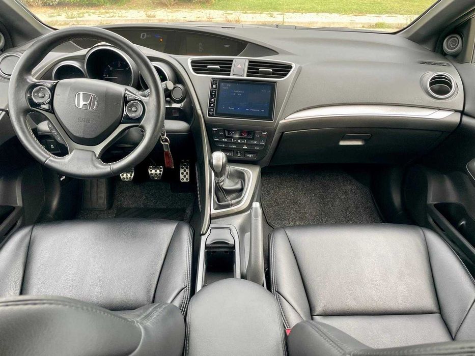 Honda Civic 1.6 DTEC Sport (BLACK EDITION) - APENAS 27.000KMS