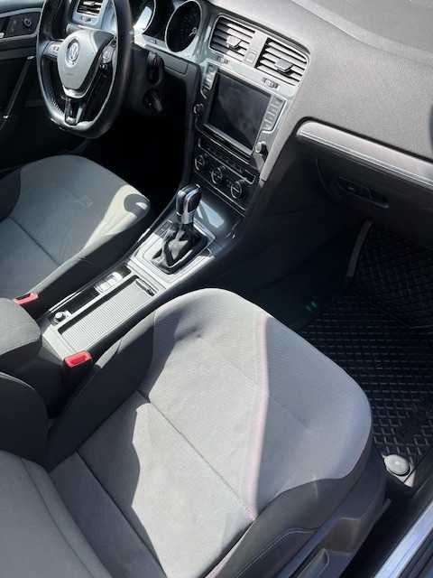 VW Golf e-Golf usado 15