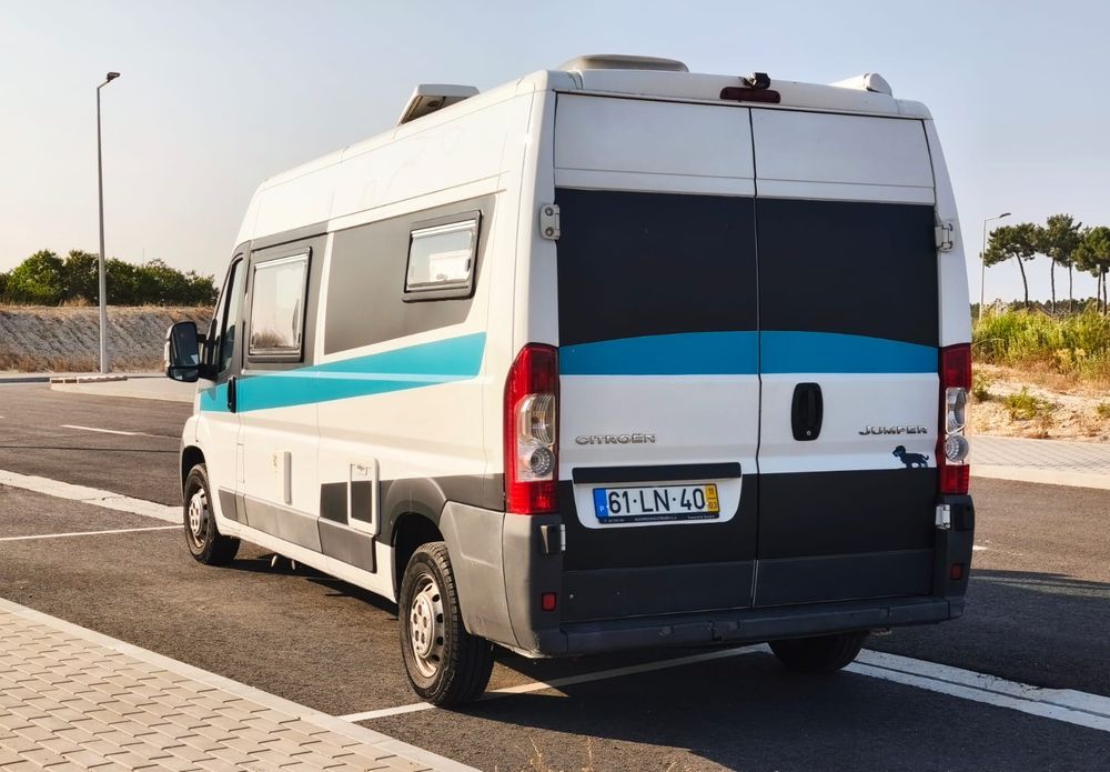 Autocaravana VAN 4 lugares