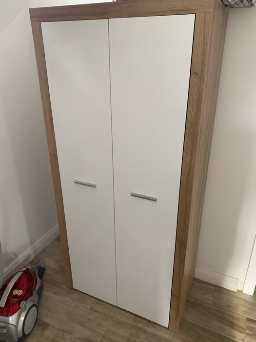 Шкаф в отличном состоянии