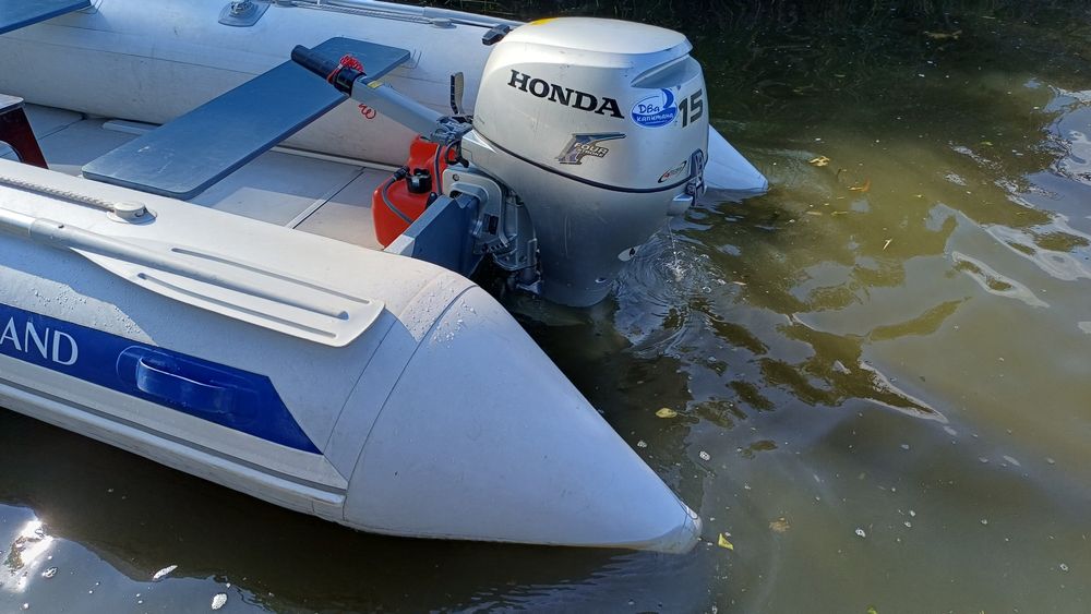 Човен GRAND C360 Двигун HONDA BF15