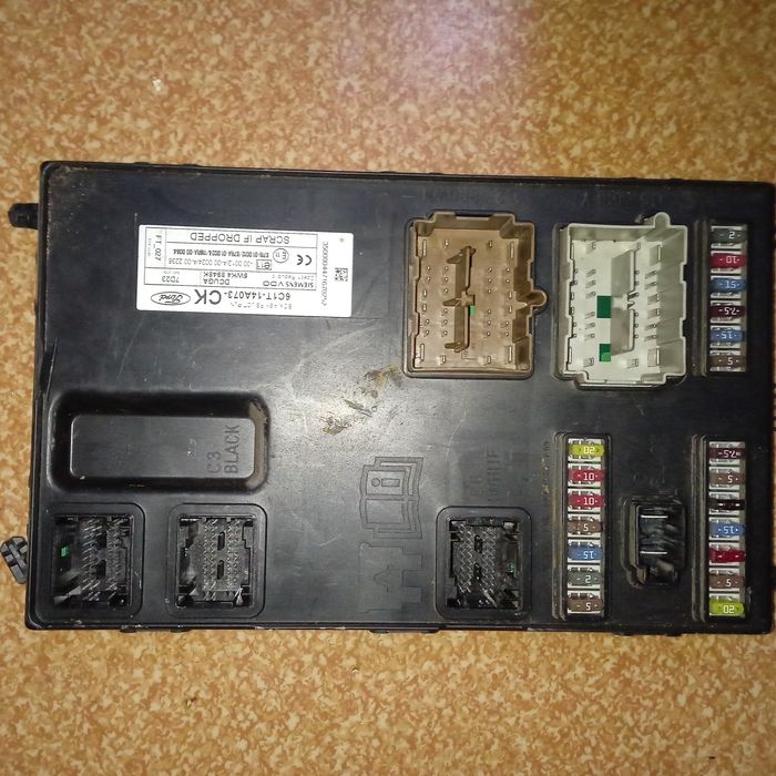 Продам блок комфорта предохранителей Форд Транзит Ford Transit