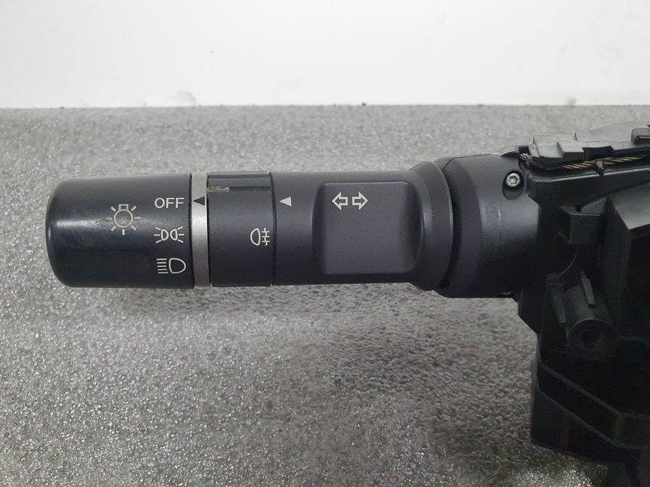 Conjunto / manetes de luzes e limpa vidros MAZDA 2 (DE)