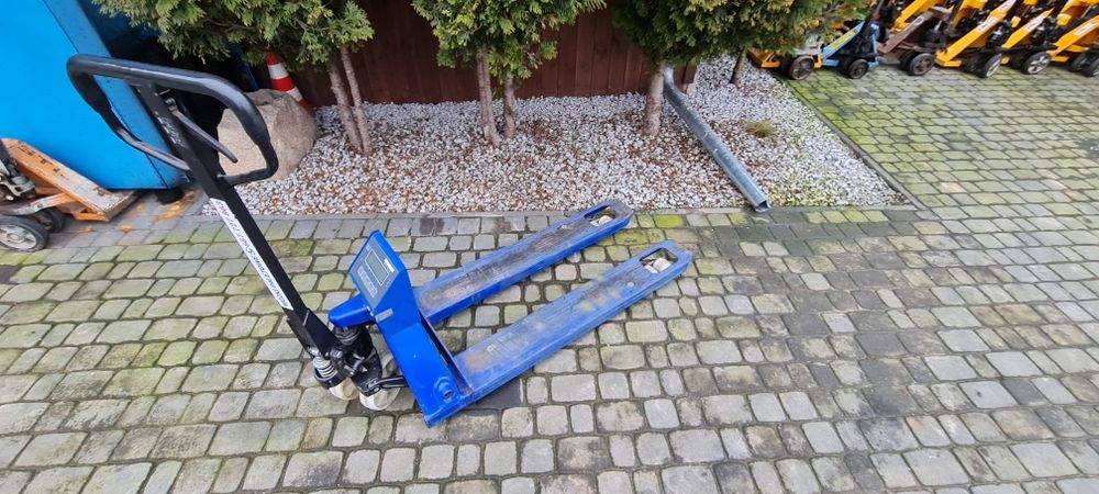 Wozek paletowy z waga paleciak wagowy 2500kg jak nowy