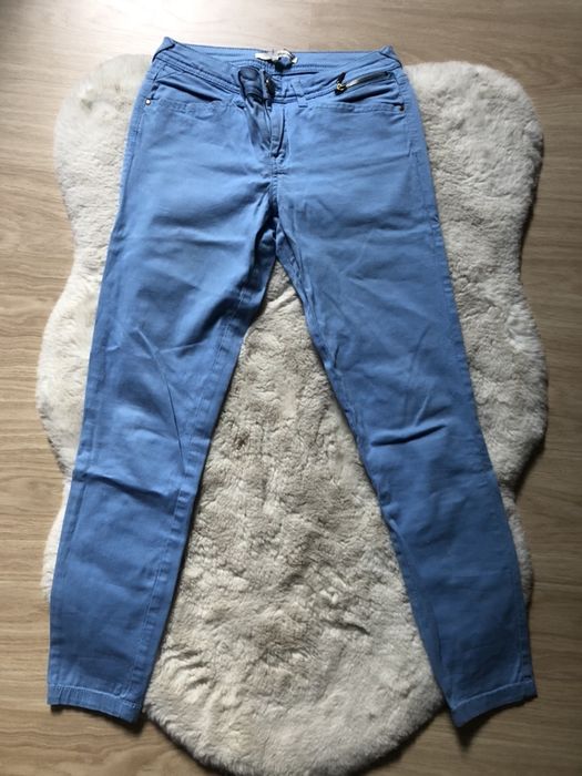 Spodnie damskie jeans River Island denim xs 34 niebieskie przed kostkę