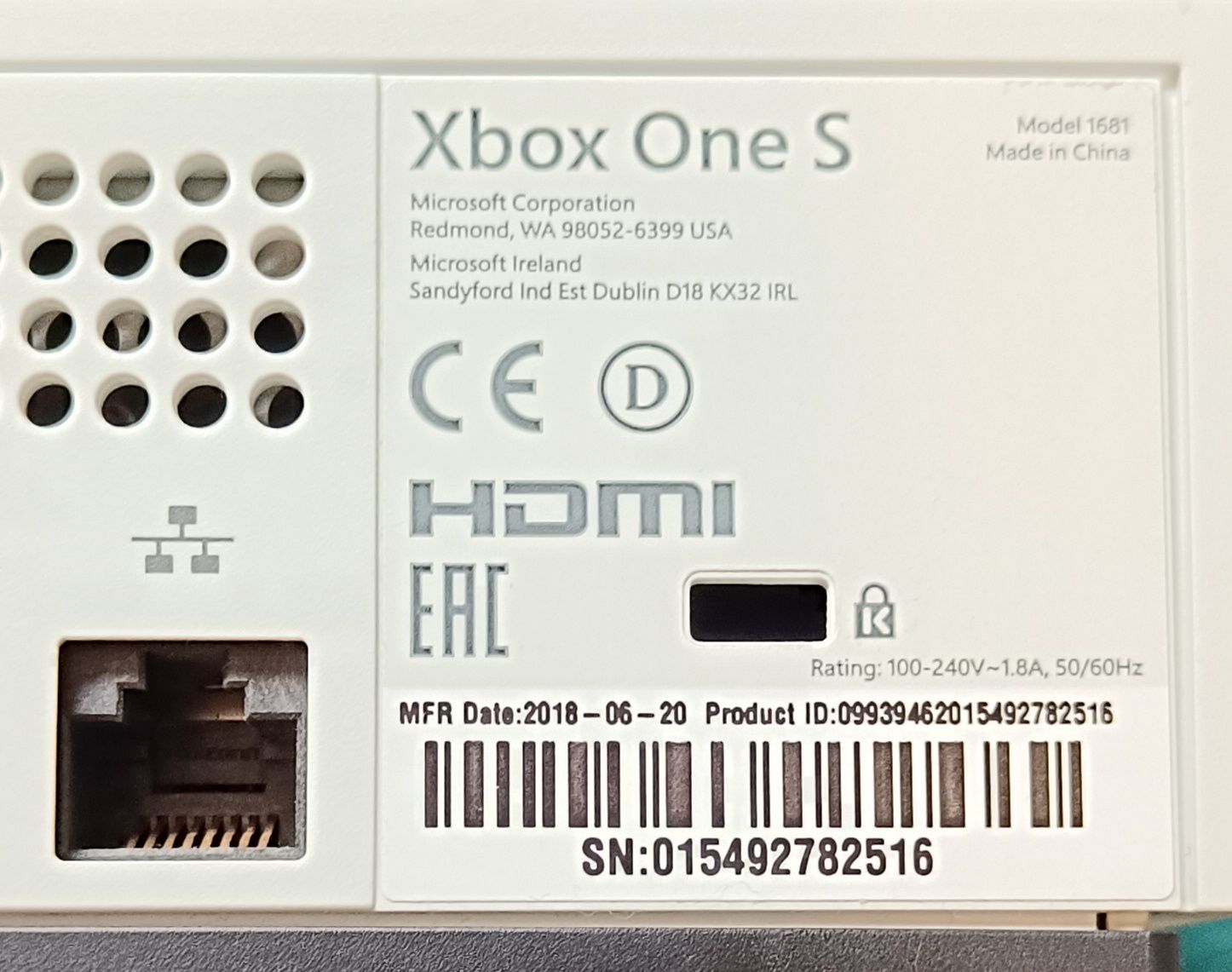 NOWA Konsola XBOX ONE S, model 1681 + pad + gra + okablowanie